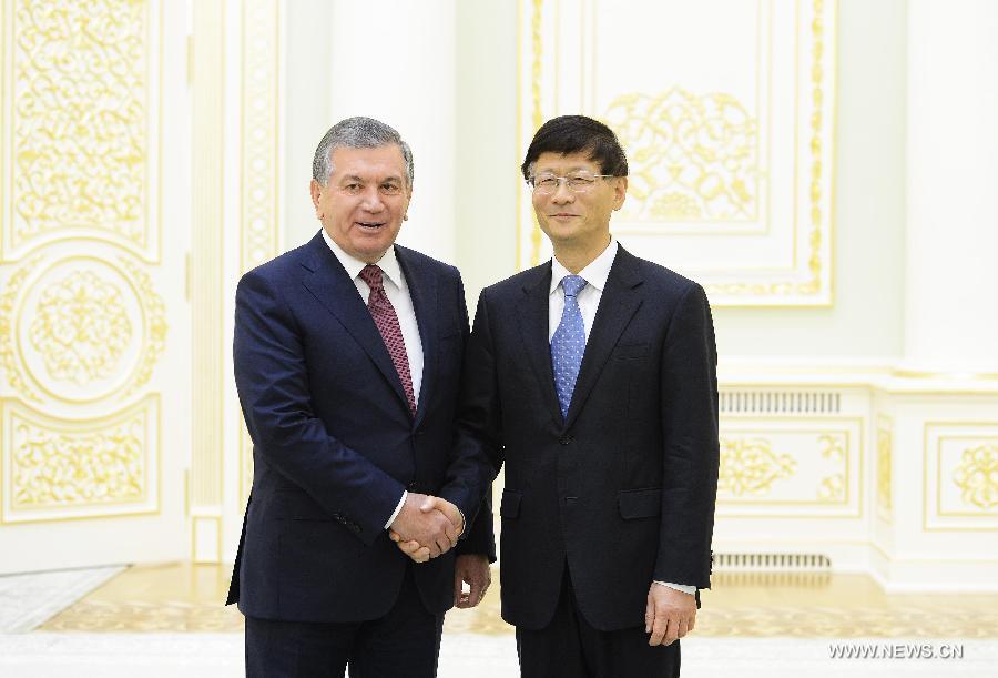 الصين وأوزبكستان تتفقان على تعزيز التعاون
