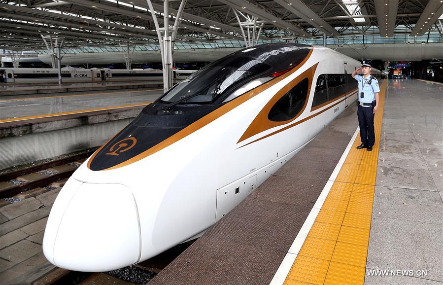 الصين تستعيد سرعة قطار الرصاصة الى 350 كم/ساعة