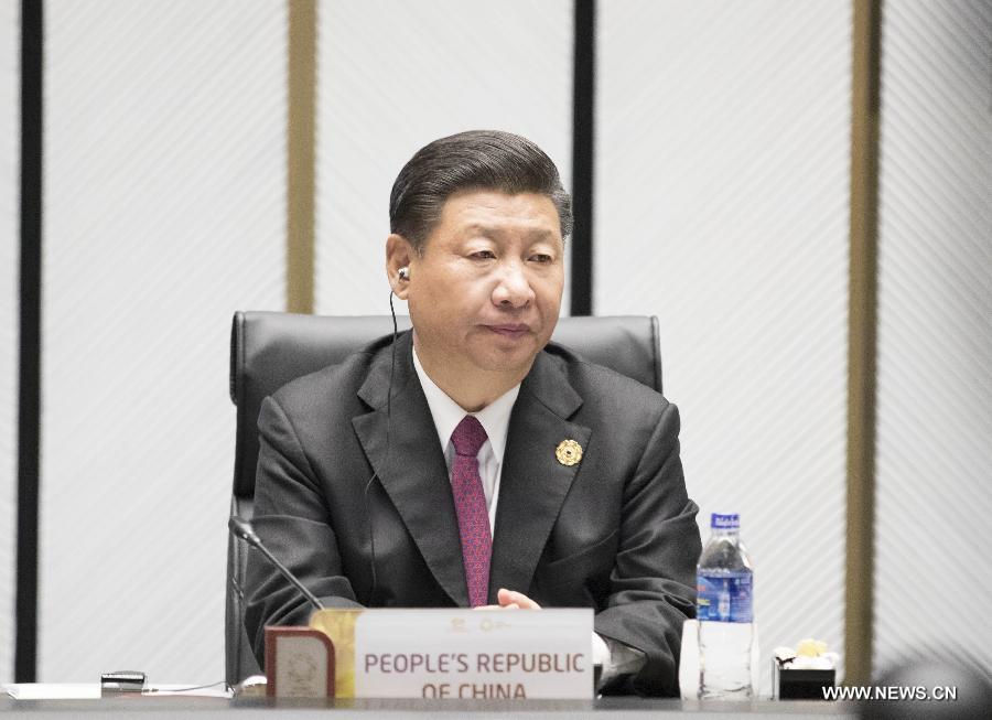 الرئيس الصيني يحذر من التنمية خلف الأبواب المغلقة