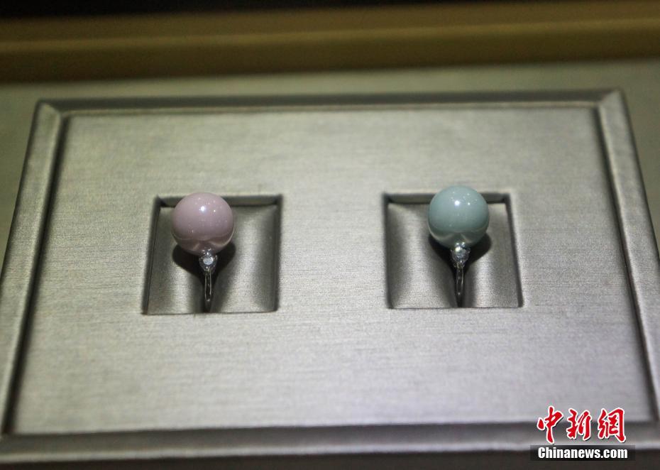 أول خط لإنتاج المجوهرات الخزفية في جينغ ده تشن