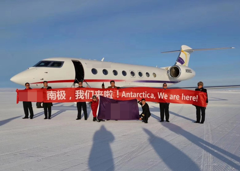 هبوط أول طائرة تجارية صينية في القطب الجنوبي
