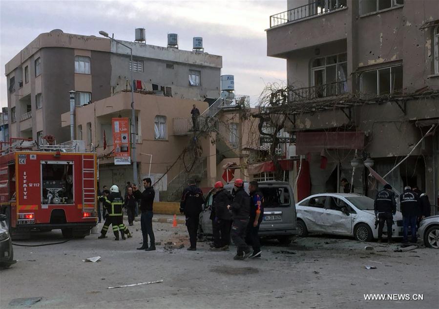 مقتل شخص في هجوم صاروخي من سوريا على بلدة حدودية تركية