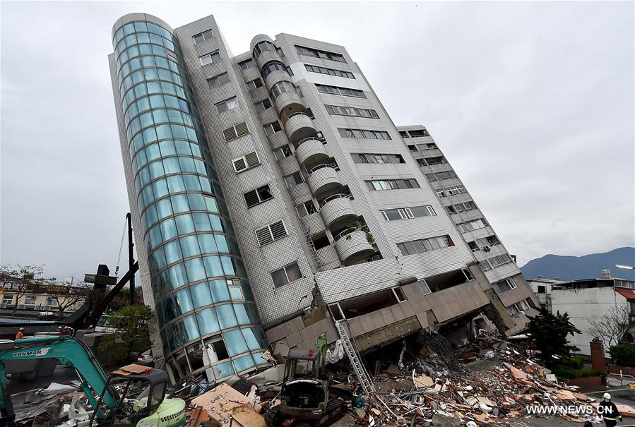 مقتل 7 أشخاص وجرح 260 آخرين جراء زلزال تايوان