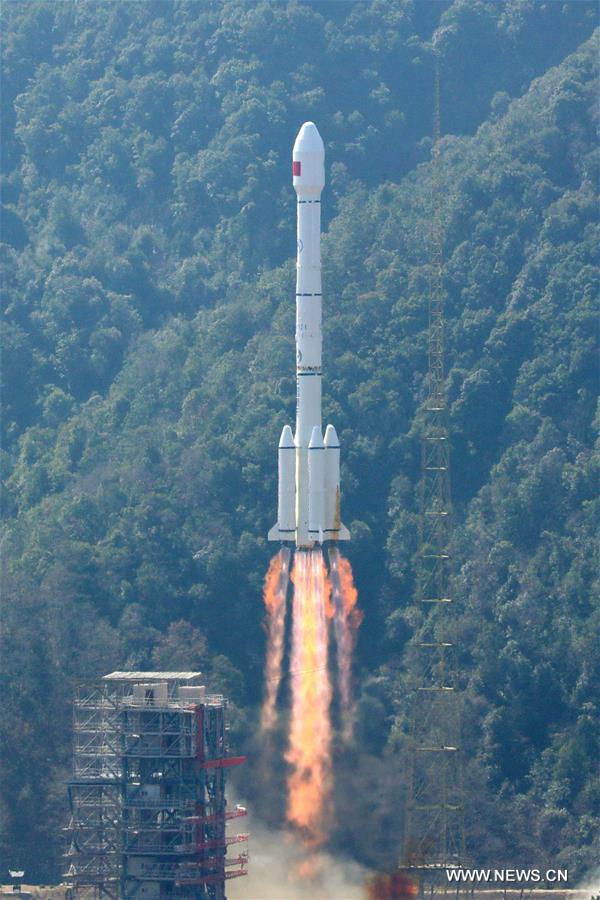 الصين ترسل قمرين صناعيين من طراز بيدو- 3 للأغراض الملاحية إلى المدار