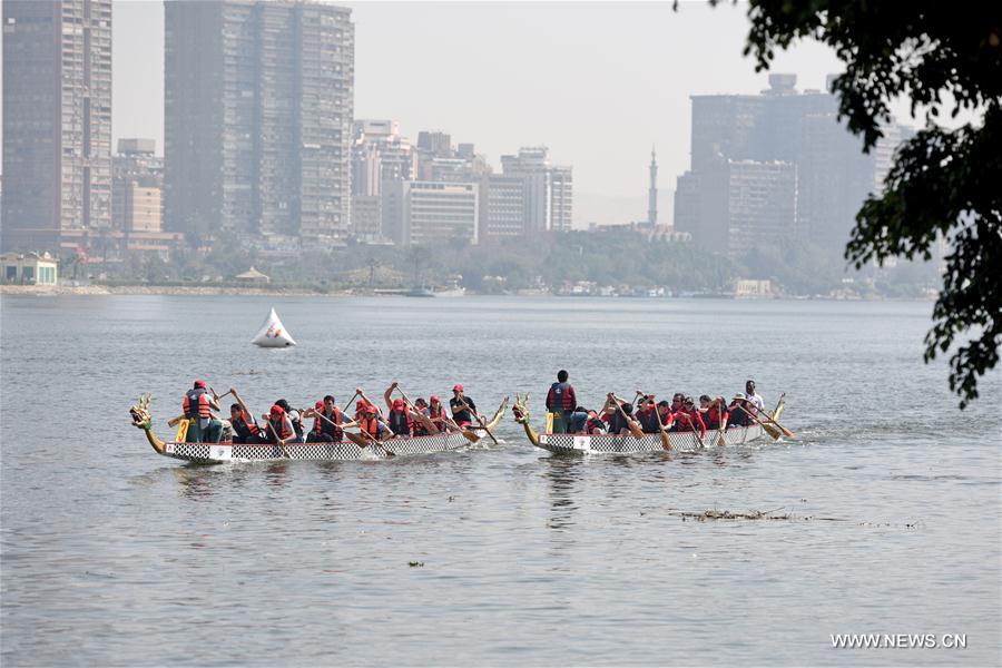 تقرير اخباري: صفحة نهر النيل تشهد سباقا لقوارب التنين احتفالا بأعياد الربيع