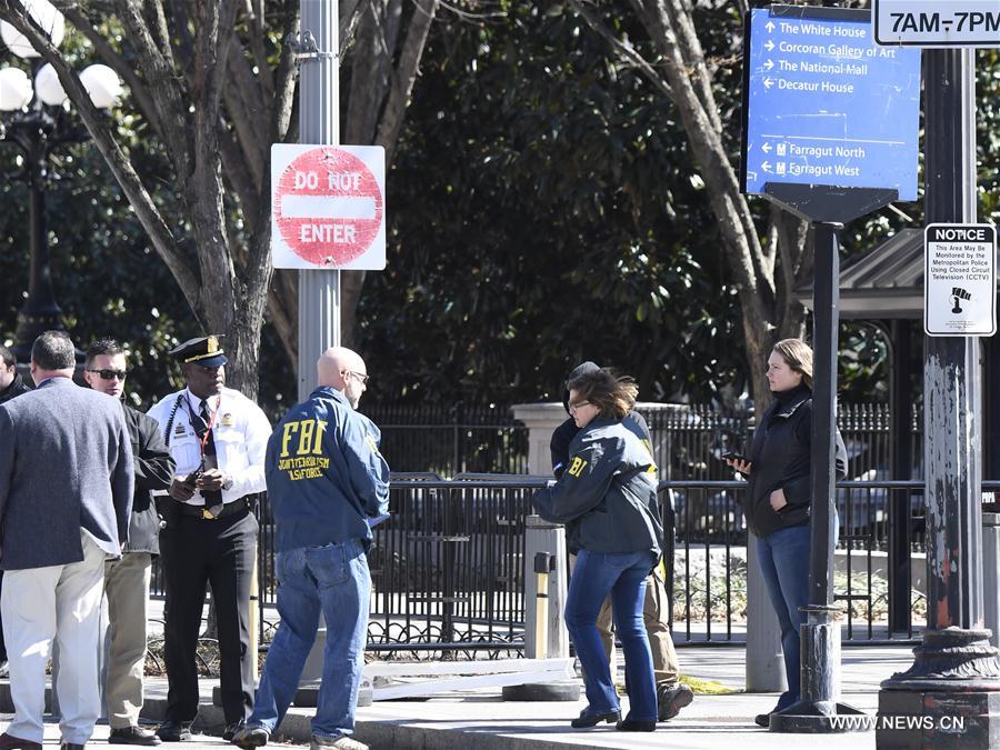 مقتل رجل أطلق على نفسه النار أمام البيت الأبيض
