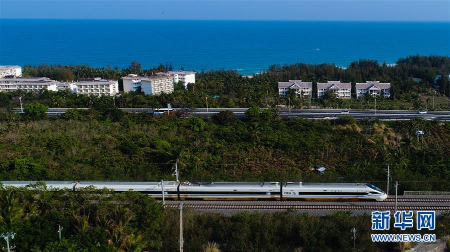 أول خط قطار فائق السرعة يدور حول جزيرة بأكملها في العالم