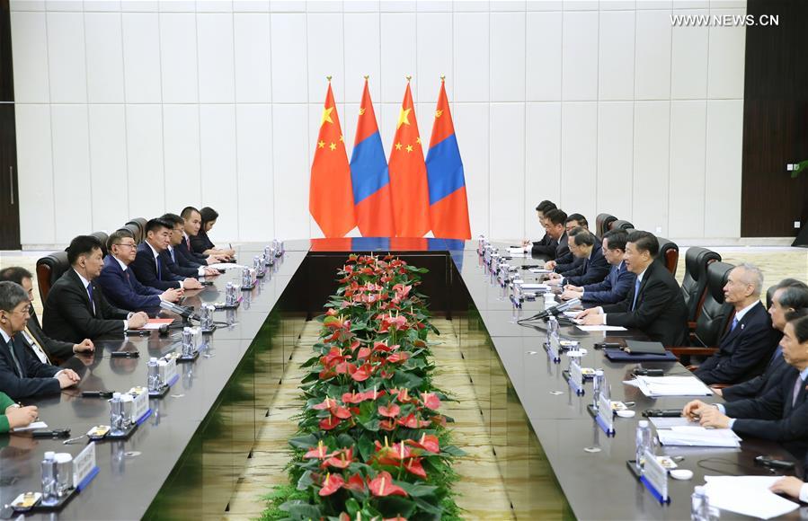 الصين ومنغوليا تتعهدان بتعميق الشراكة الاستراتيجية الشاملة