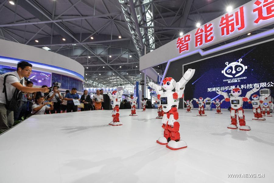 ناتج صناعة الذكاء الاصطناعي في الصين يصل إلى 160 مليار يوان بحلول 2020