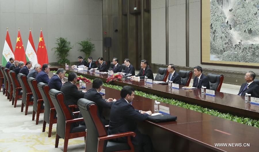 الصين وطاجيكستان تتعهدان بتعميق الشراكة الاستراتيجية الشاملة