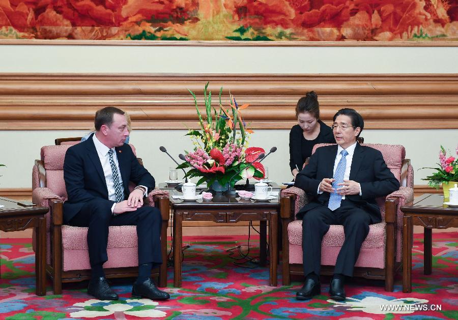 مسئولان من الصين وبيلاروس يجتمعان لبحث التعاون الثنائي