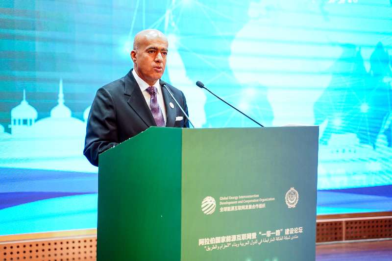 سفير الإمارات لدى الصين: توافق رؤية الإمارات ومبادرة الحزام والطريق للتنمية الخضراء وتنويع الطاقة