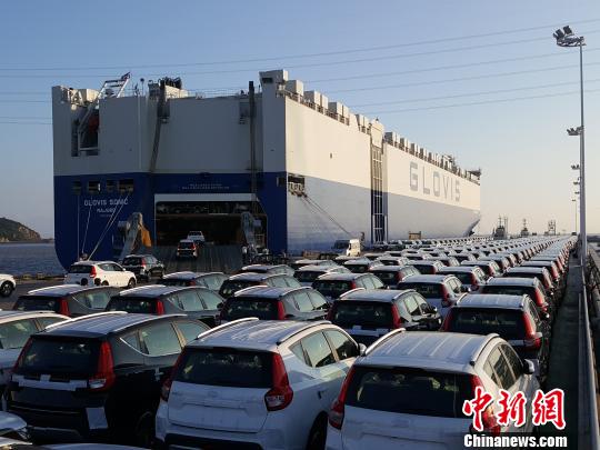 تصدير السيارات الصينية إلى السعودية ومصر في ميناء تشوشان
