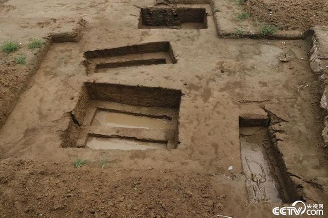 اكتشاف مقبرة قديمة وسط العاصمة بكين