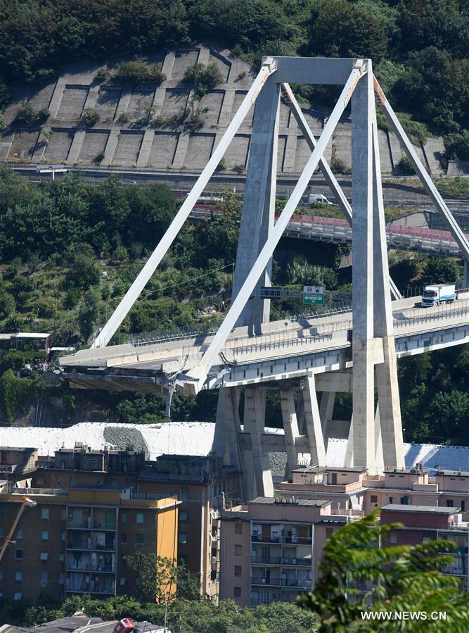 رئيس الوزراء : إيطاليا تعلن حالة الطوارئ في المنطقة الشمالية من البلاد في أعقاب انهيار جسر جنوة