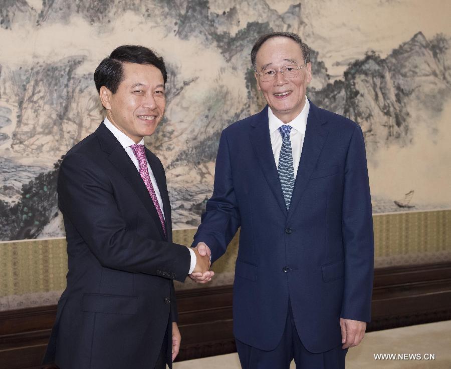 نائب الرئيس الصيني يلتقي وزير خارجية لاوس