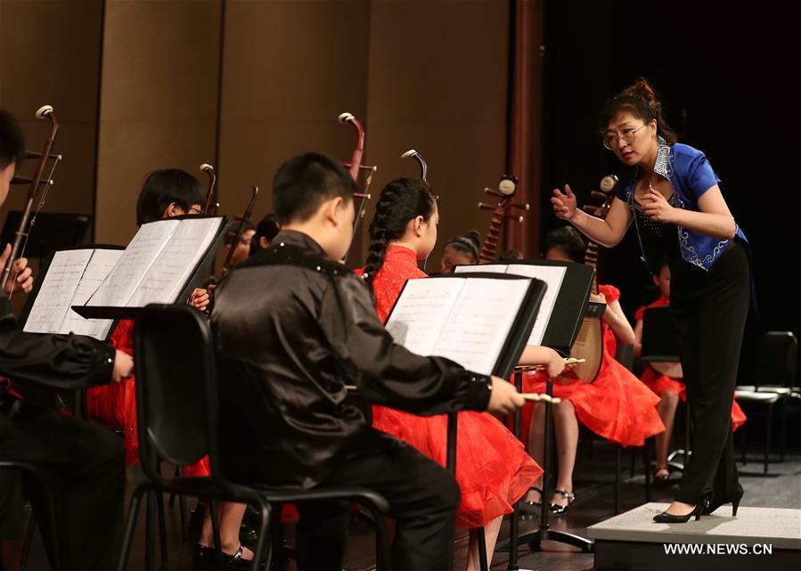 ولاية آيوا الأمريكية تقيم حفلا موسيقيا احتفالا بالذكرى الـ35 لتأسيس شراكة مع مقاطعة خبي الصينية