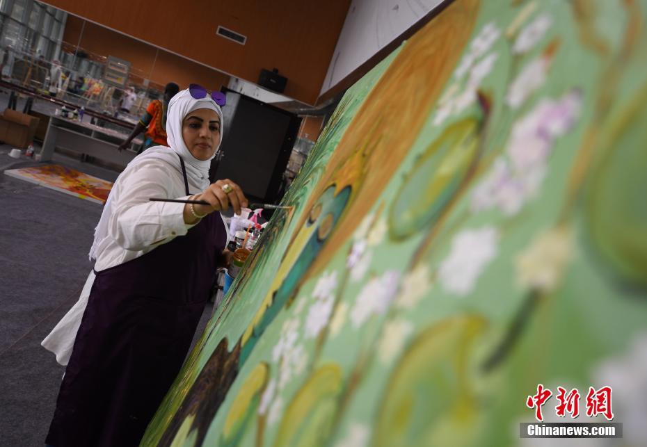 الفنانون العرب يشعرون بسحر مدينة هانغتشو