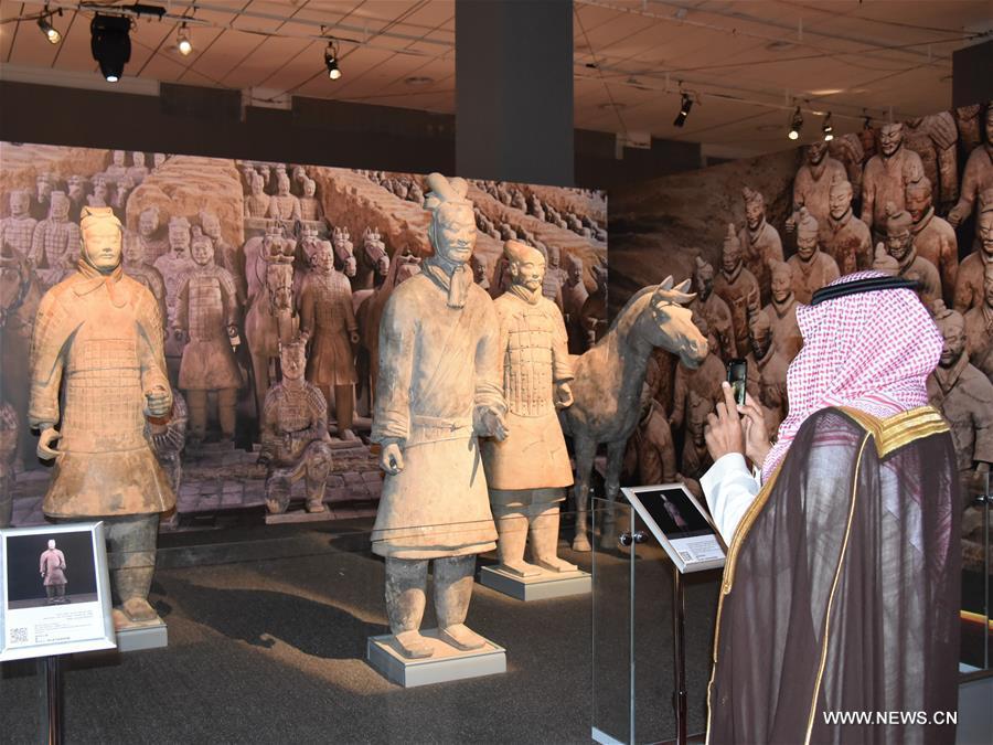 عرض أعمال فنية صينية بالمتحف الوطني بالسعودية