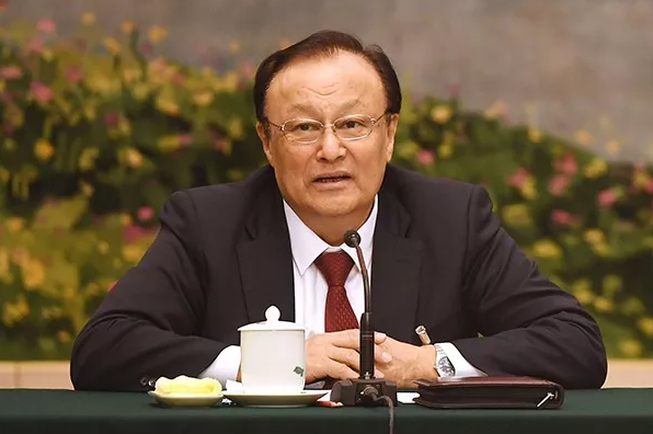 رئيس حكومة شينجيانغ يرد على التشويه المشحون بالدسائس والأكاذيب الغربية 