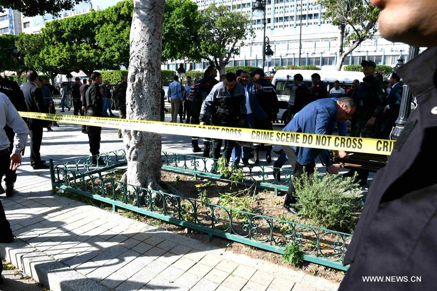 تقرير إخباري: 20 جريحا غالبيتهم من رجال الأمن في تفجير انتحاري نفذته امرأة في تونس