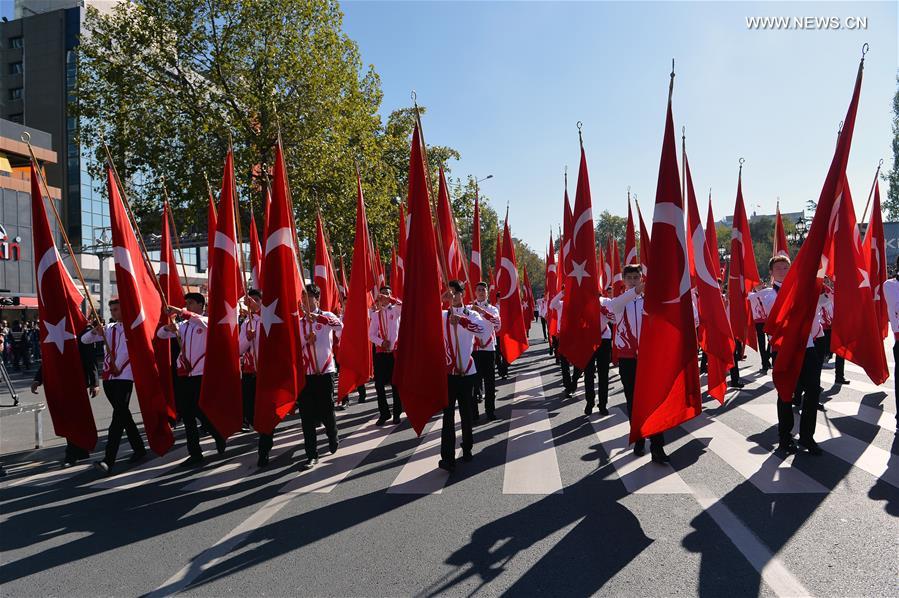 الاحتفال بعيد الجمهورية في تركيا