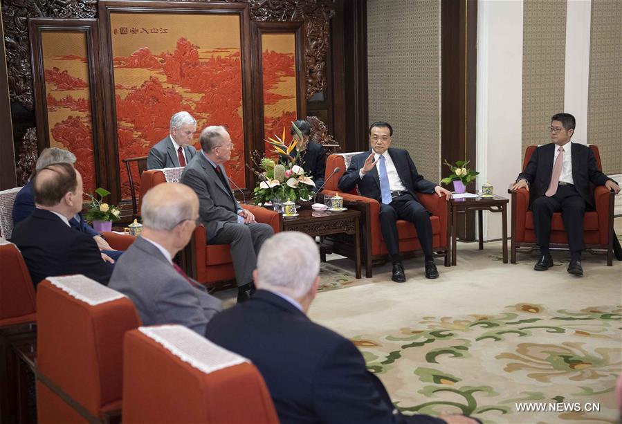 رئيس مجلس الدولة الصيني يدعو الصين والولايات المتحدة لإدارة الخلافات عن طريق التشاور