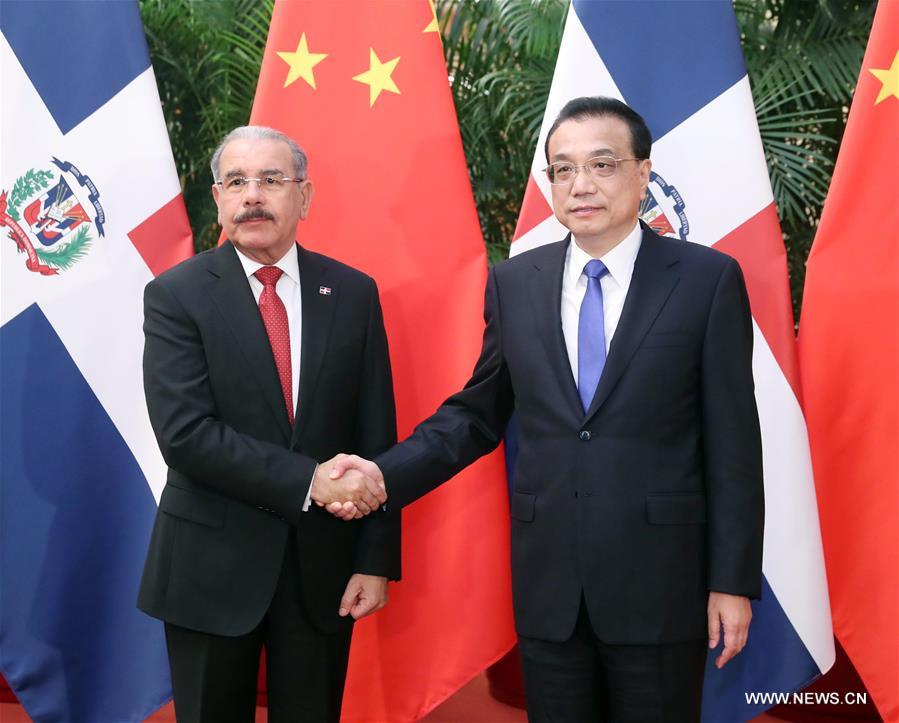 رئيس مجلس الدولة الصيني يعرب عن تطلعه إلى تعزيز العلاقات مع جمهورية الدومينيكان