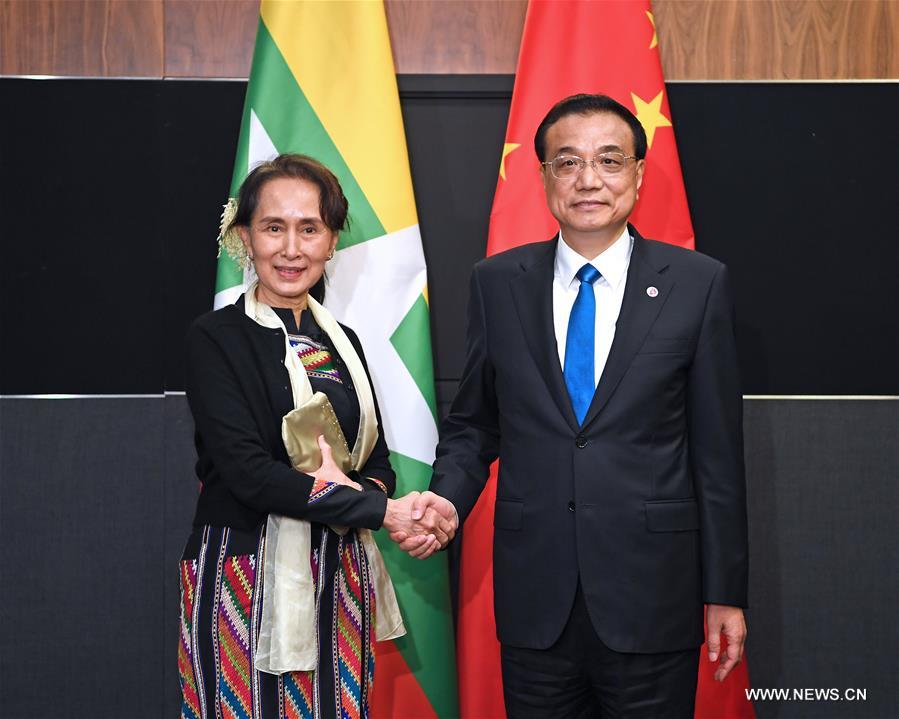 رئيس مجلس الدولة الصيني يلتقي أونغ سان سو كي لبحث التعاون