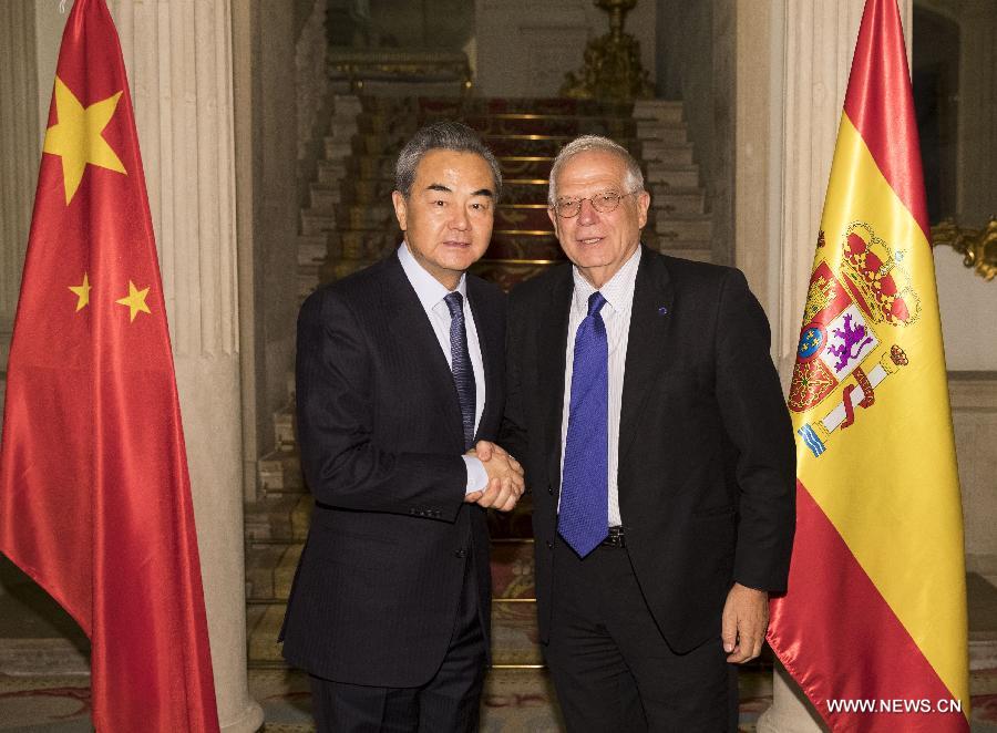 وزيرا خارجية الصين واسبانيا يلتقيان لمناقشة العلاقات الثنائية
