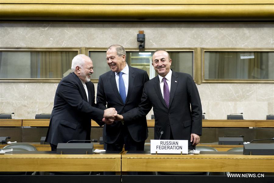 روسيا وإيران وتركيا تتفق على عقد أولى جلسات اللجنة الدستورية السورية بداية العام المقبل