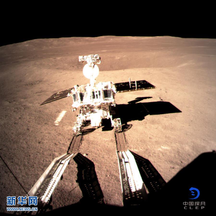 في سابقة تاريخية ... هبوط مسبار قمري صيني على الجزء المظلم من القمر