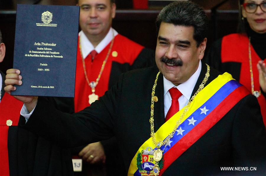 مادورو يؤدي اليمين رئيسا لولاية ثانية في فنزويلا
