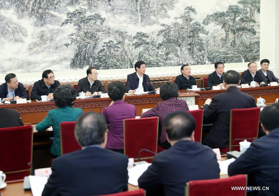 كبير المشرعين الصينيين يؤكد على أهمية الاجتماع السنوي للمجلس الوطني لنواب الشعب الصيني