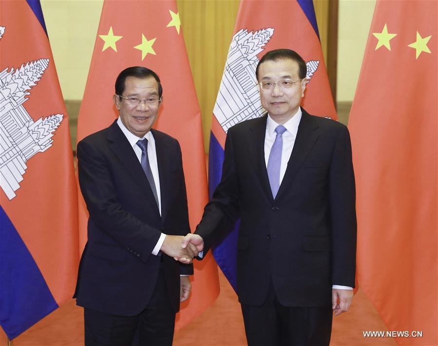الصين تتعهد بتعزيز العلاقات مع كمبوديا ورفعها إلى مستوى أعلى