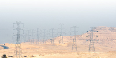 شركة صينية تجدد شبكة الكهرباء القديمة في مصر