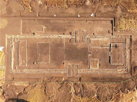 اكتشاف قصر إمبراطوري في شمالي الصين 