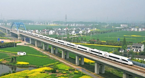 شركة الخط الحديدي السريع بكين – شانغهاي تطرح أسهمها للاكتتاب العام