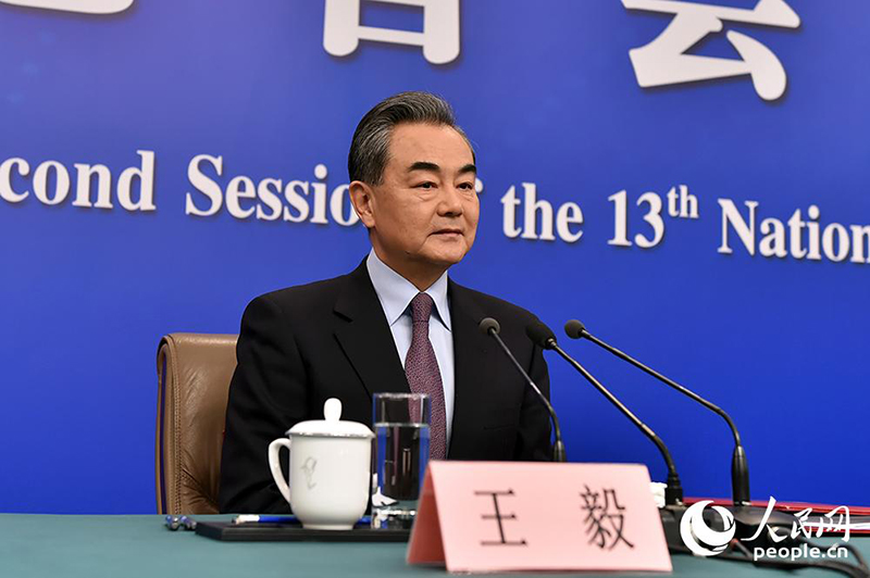 وانغ يي: نتطلع الى منافسة إيجابية تحقق المنفعة المتبادلة والكسب المشترك والتنمية للصين وأمريكا