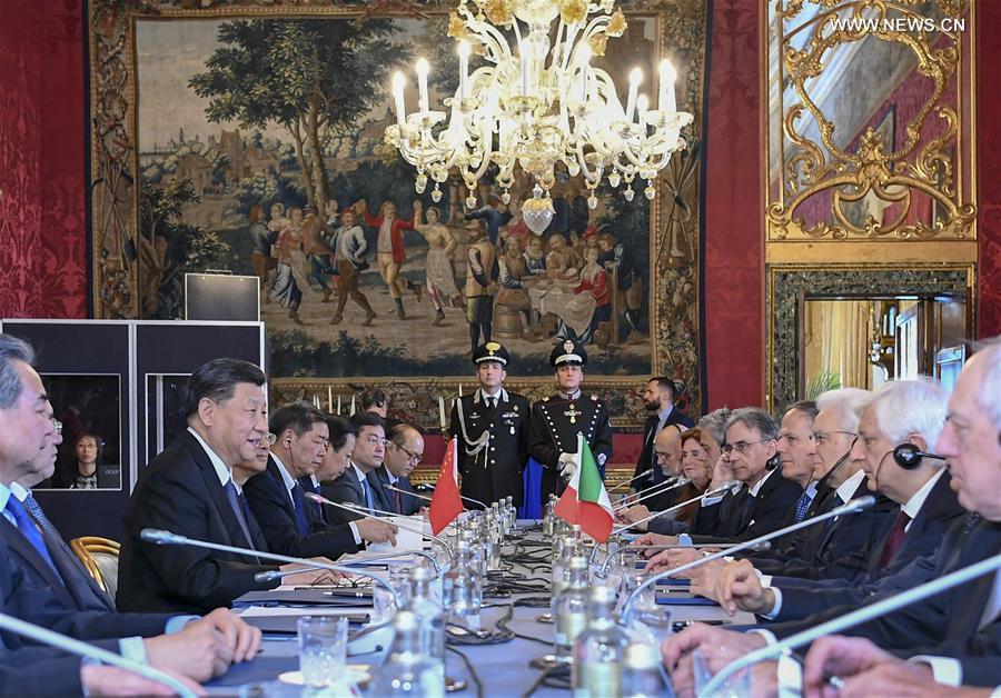 الرئيسان الصيني والإيطالي يتفقان على تدعيم تنمية أكبر للعلاقات بين البلدين