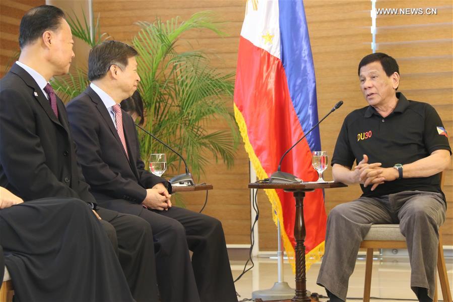 الصين والفلبين تتعهدان بتحقيق علاقات 