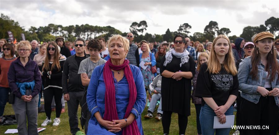 نيوزيلندا تؤبن ضحايا هجمات كرايستشيرش بمراسم وطنية