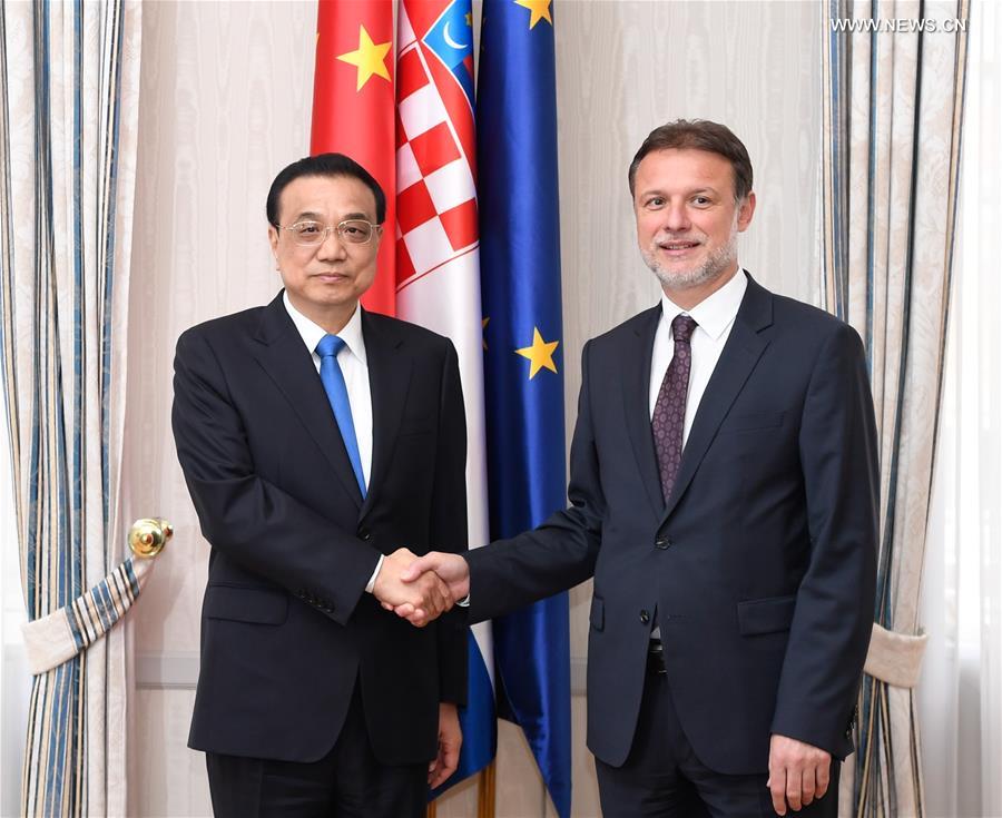 رئيس مجلس الدولة الصيني: الصين ترغب في دعم التبادلات البرلمانية مع كرواتيا