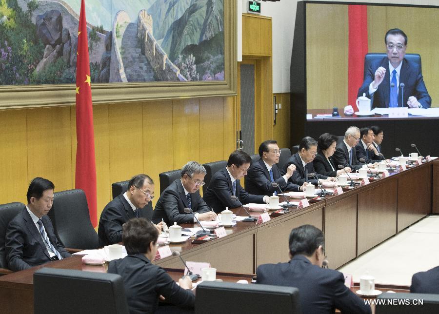 رئيس مجلس الدولة الصيني يدعو إلى بذل جهود متواصلة وأشد قوة لمكافحة الفساد