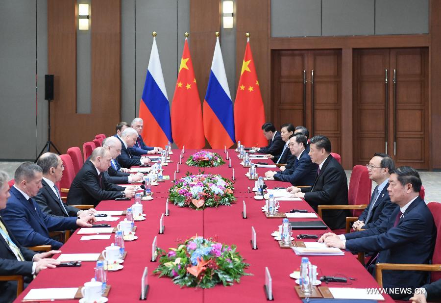 محادثات بين الرئيسين الصيني والروسي