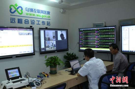 الصين تبني 158 مستشفى على الانترنت وسط مد رقمي