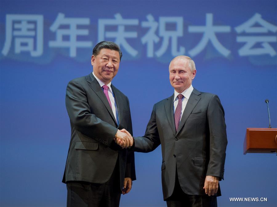 الصين وروسيا تحتفلان بالذكرى الـ70 لإقامة العلاقات الدبلوماسية بين البلدين