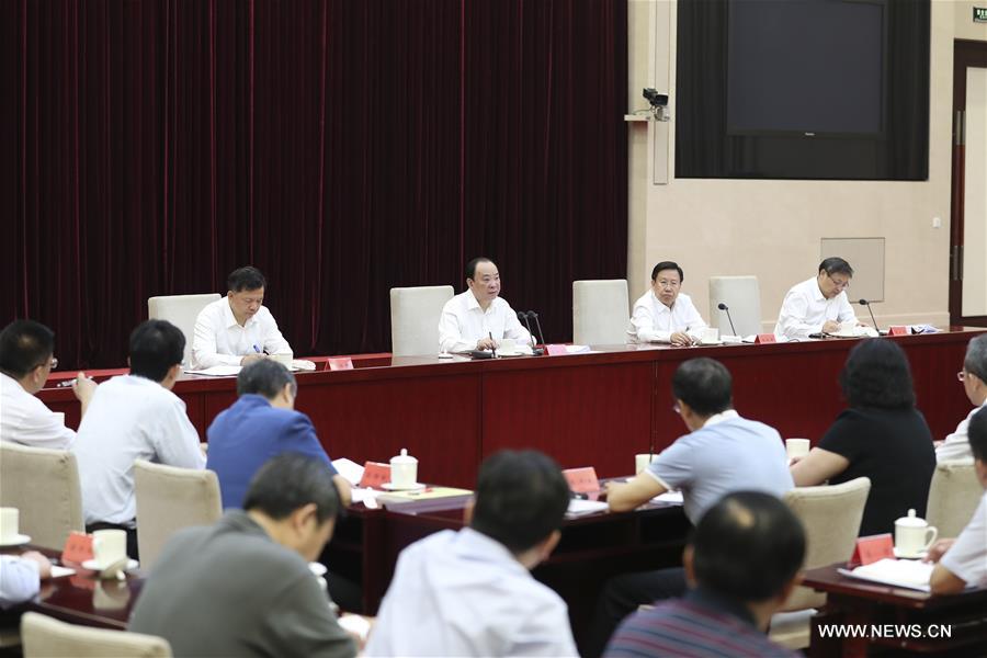 مسؤول كبير في الحزب الشيوعي الصيني يؤكد على دراسة أعمق لفكر شي جين بينغ