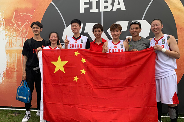 الصين تحرز أول بطولة عالمية لها في كرة السلّة