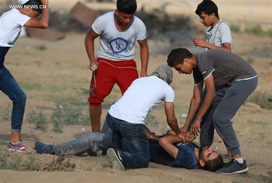 تقرير إخباري: إصابة 50 فلسطينيا في مواجهات شرق غزة بعد التوصل لتفاهمات جديدة للتهدئة مع إسرائيل